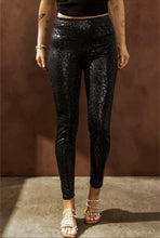 Load image into Gallery viewer, Black Leopard Leggings
